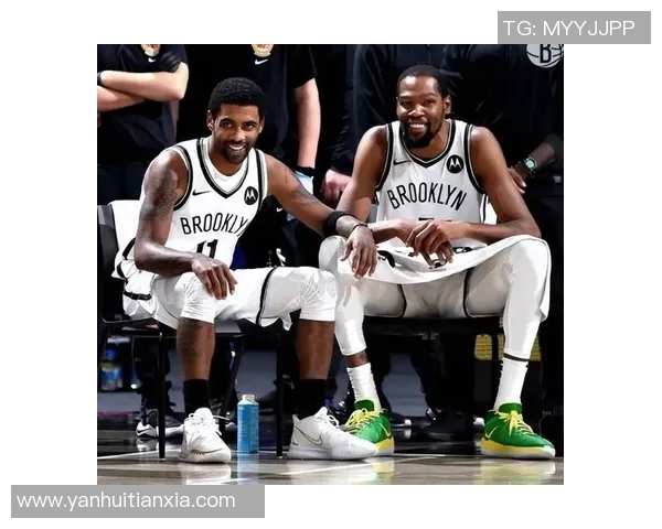 篮网队与76人激战正酣谁能在东部赛季争夺战中胜出